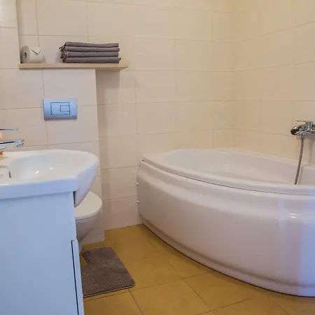 Family Homes - Vento